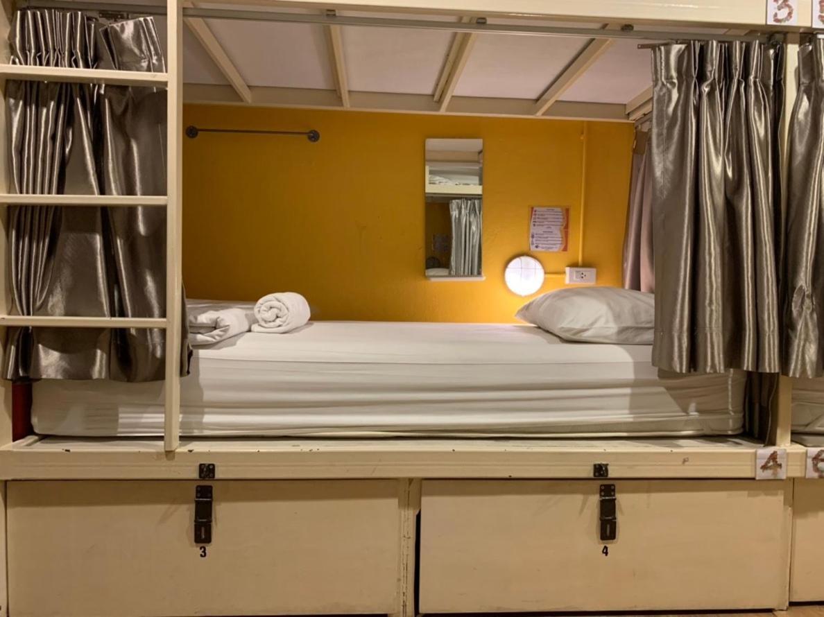 Bharani Hostel 曼谷 外观 照片